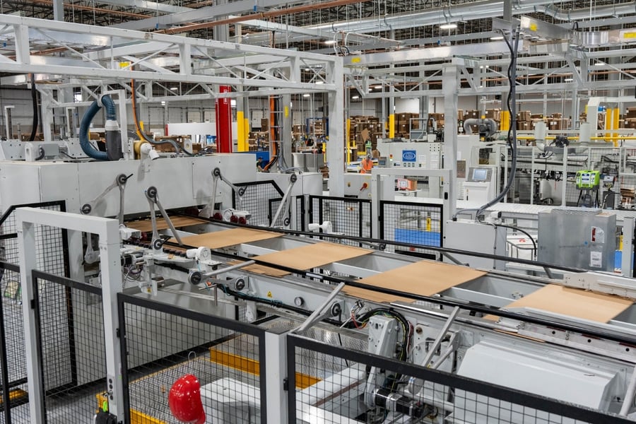 Corrugated box production equipment in Jeffersonville, IN