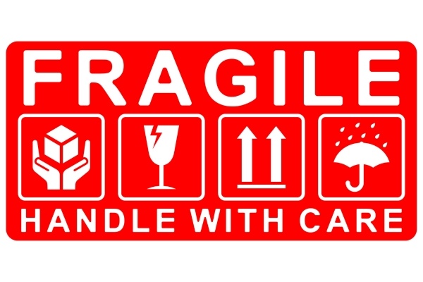 Fragile label for glass products